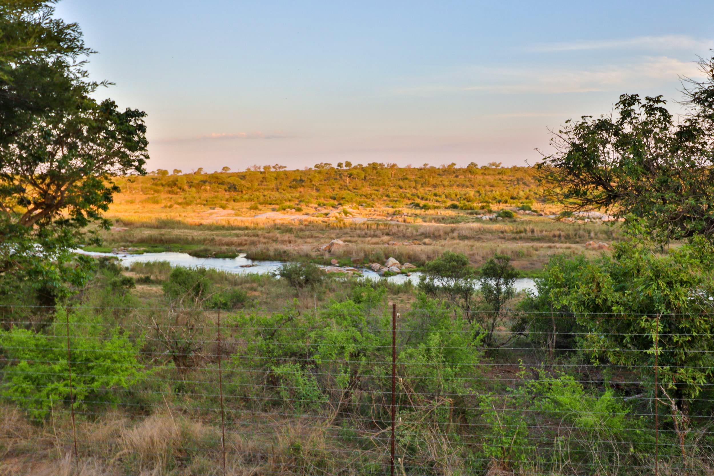 Kruger Riverside Lodge - No Load-Shedding Marloth Park Exterior foto